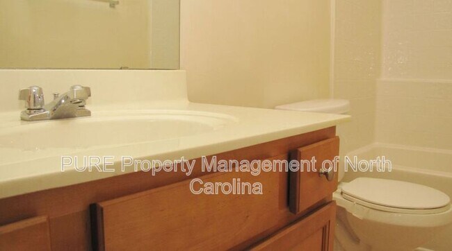 Building Photo - 13647 Calloway Glen Dr