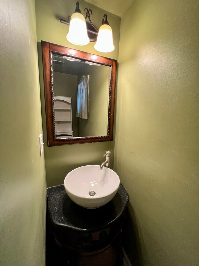 Foto del edificio - 1202 Vine St