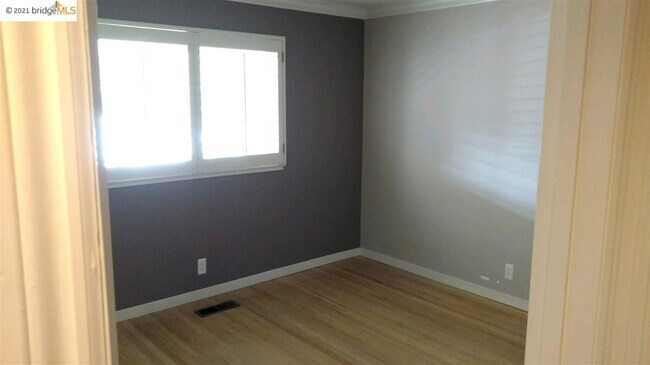 Building Photo - 813 La Crosse Ct