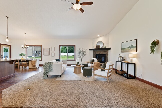 Foto del edificio - 1981 W Twinkling Star Rd