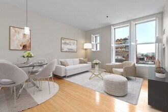 Building Photo - 416 Marlborough St