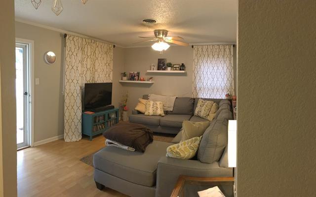 Foto del edificio - 3113 Ivy Ln