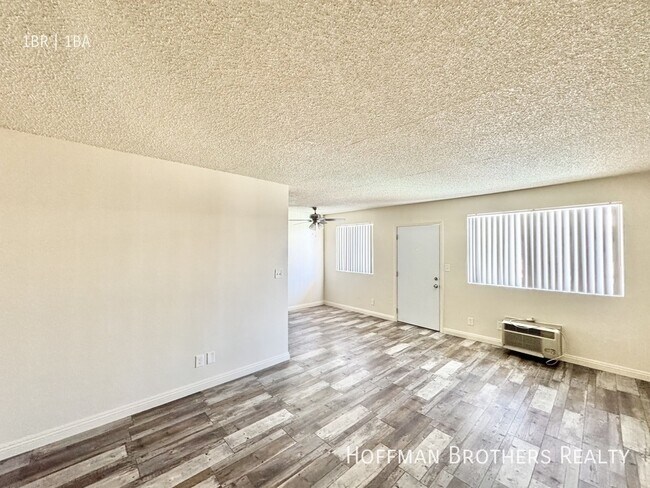Foto del edificio - 20334 Saticoy St