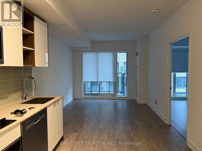 Photo du bâtiment - 543 Richmond St W