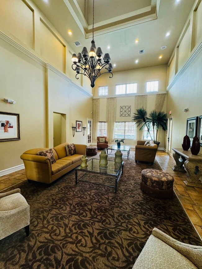 Building Photo - 6521 Emerald Dunes Dr