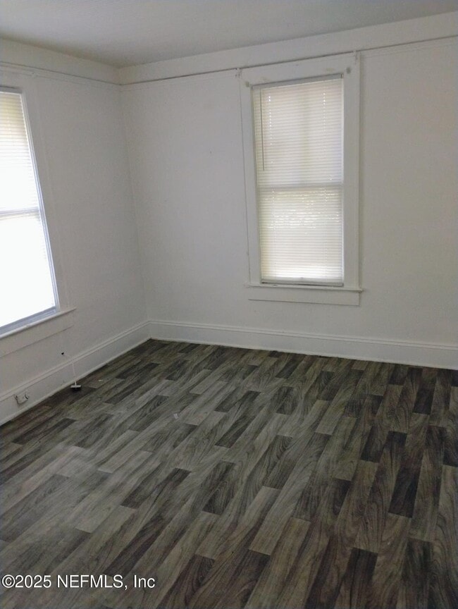 Foto del edificio - 1104 Tyler St