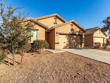 Foto principal - 7638 W Irwin Ave