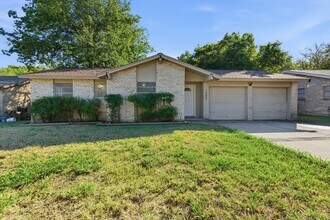 Building Photo - 1302 Harvest Hill Ln