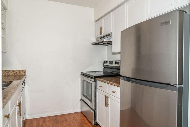 Foto del edificio - 1150 Collier Rd NW