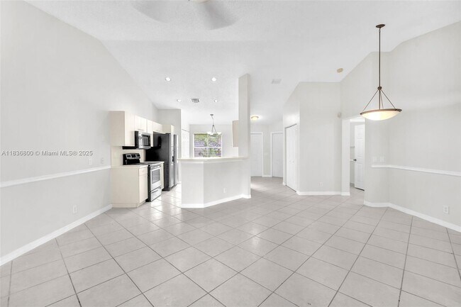 Foto del edificio - 1617 Zenith Way