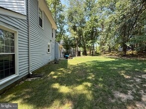 Building Photo - 3505 Fox Ridge Rd