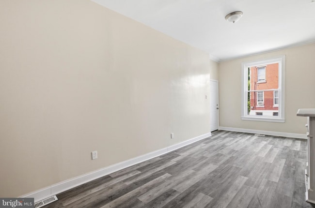 Building Photo - 632 W Cumberland St