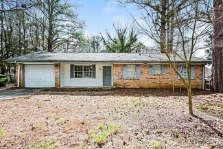 Building Photo - 246 Bellwood Ln