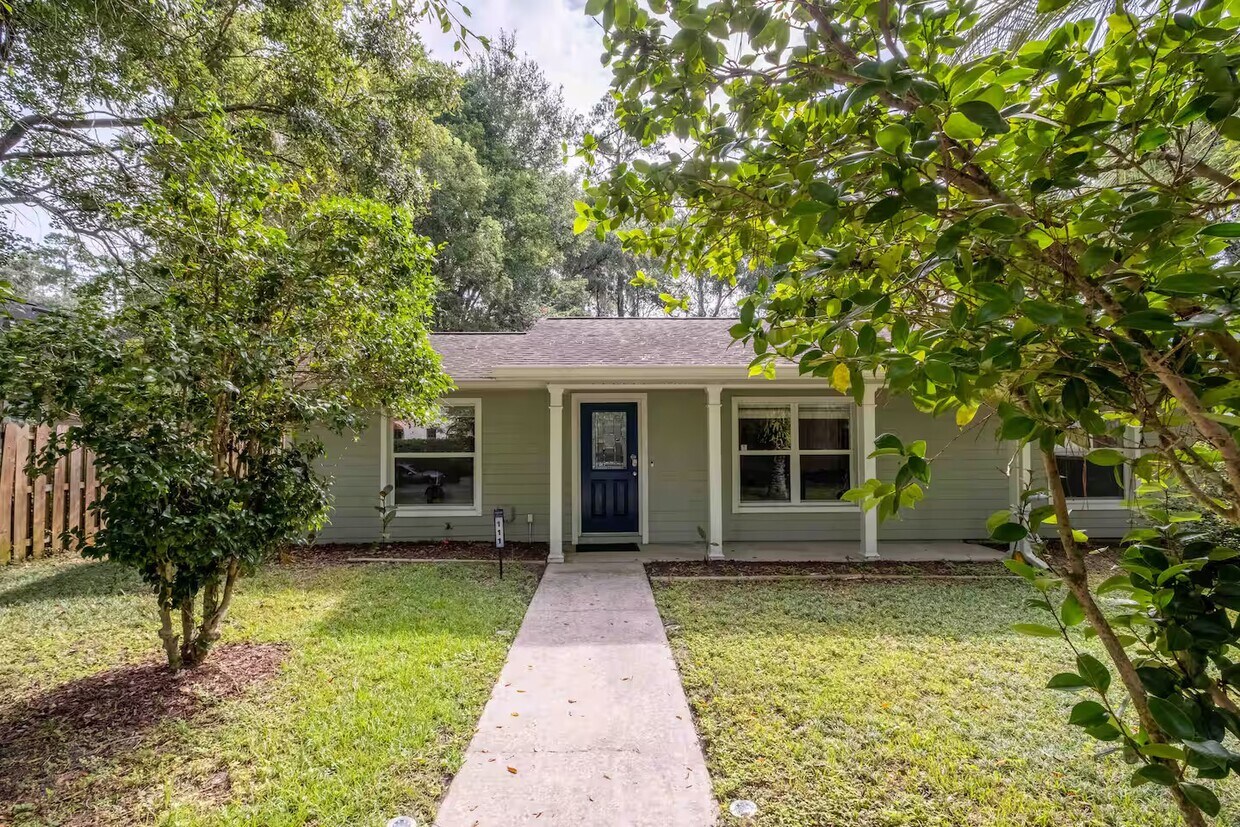Foto principal - 111 NW 24th St