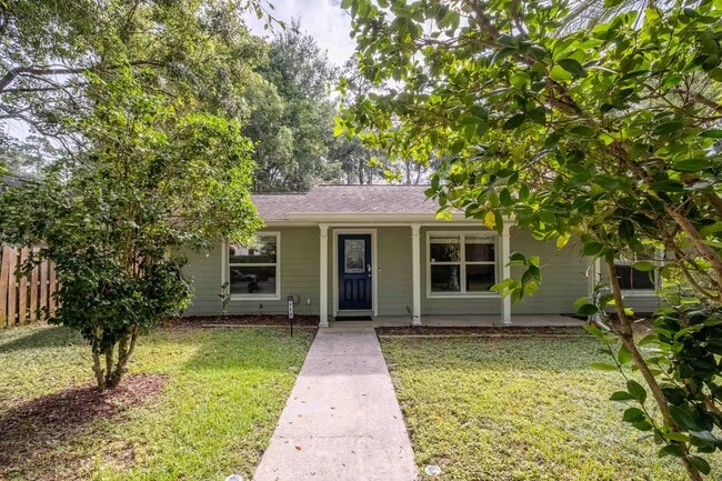 Photo - 111 NW 24th St House