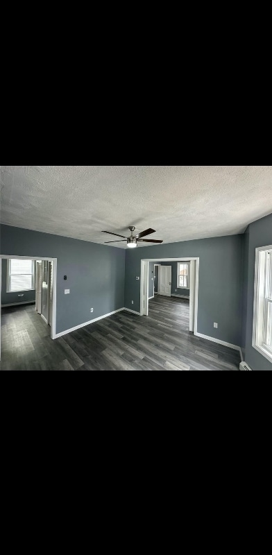 Building Photo - 208 Carnation St