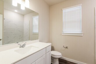 Building Photo - 373 N Centro Cir