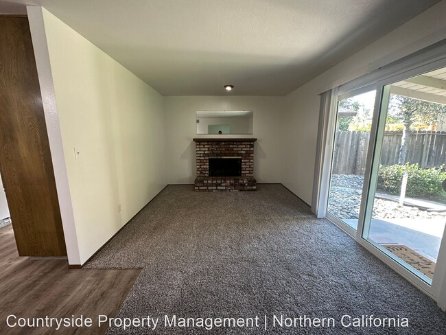 Building Photo - 3 br, 2 bath House - 1705 E Orangeburg Avenue