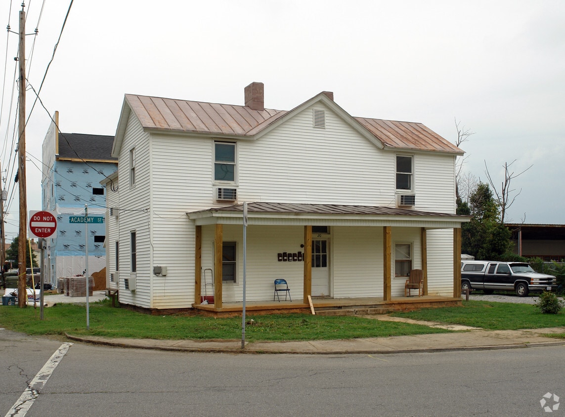 Primary Photo - 20 Academy St