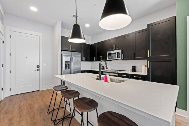 Foto del edificio - 801 N Mac Dill Ave