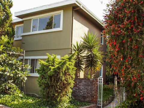 Building Photo - 3401 Club Dr