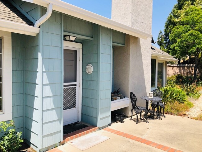 Building Photo - 1050 Bluebell Way