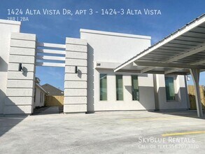 Building Photo - 1424 Alta Vista Dr