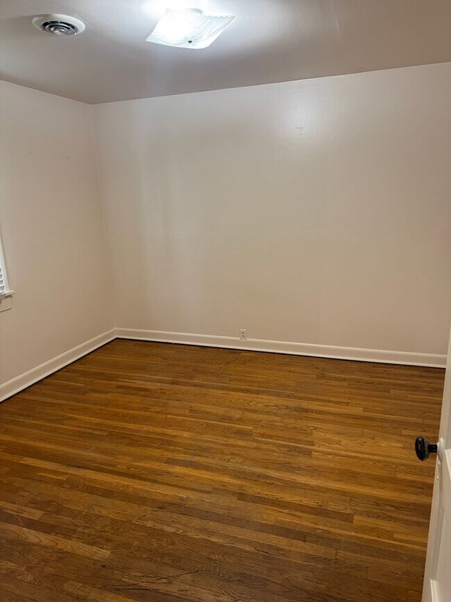 Foto del edificio - Charming home in the Heart of Bristol VA