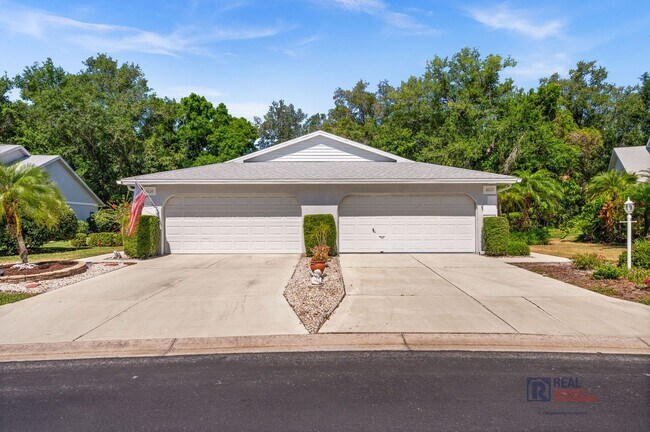Foto del edificio - Charming 2BR/2BA Sarasota Retreat Near UTC - Annual Lease