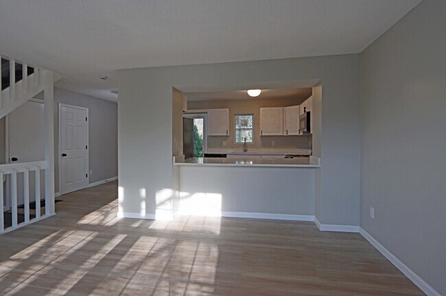 Building Photo - 1686 Jupiter Ave