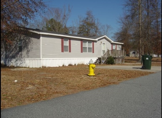 Building Photo - 2621 Jeffersonville Rd