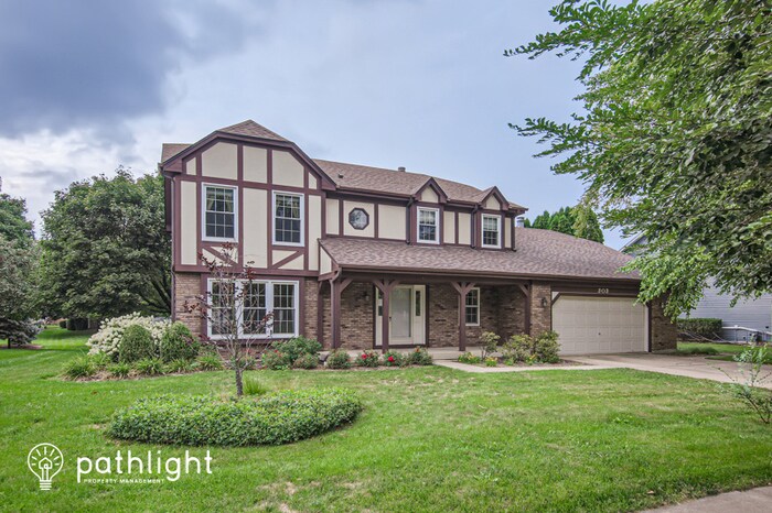 Foto principal - 303 Lombardy Lane, Oswego, IL, 60543