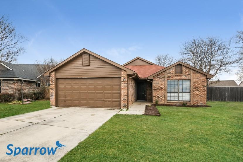 Foto principal - 4245 Periwinkle Dr