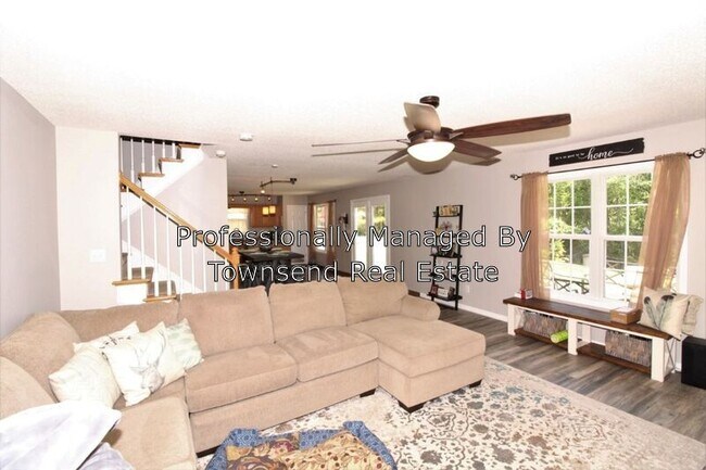 Building Photo - 4401 Clifton Dr