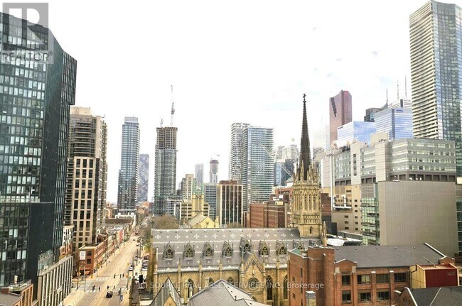 Building Photo - 252 Church St