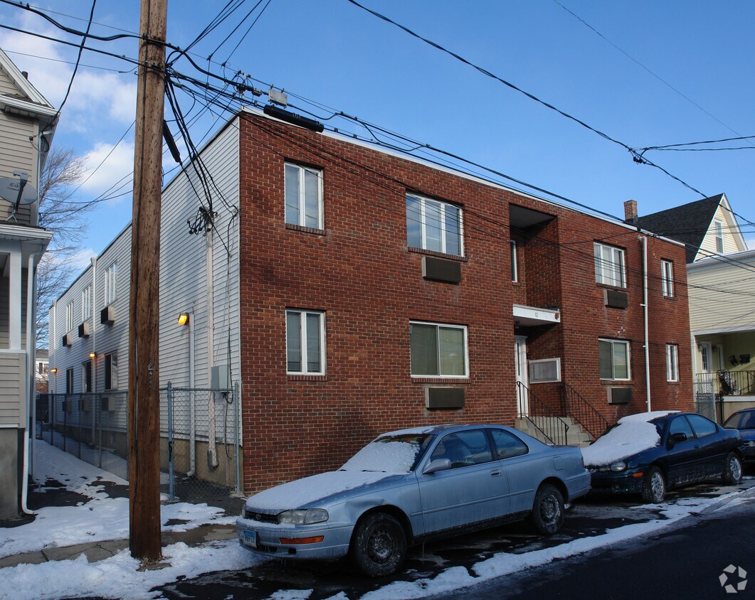Building Photo - 10 Minor Place