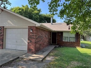 Building Photo - 4418 W Franciscan Trail
