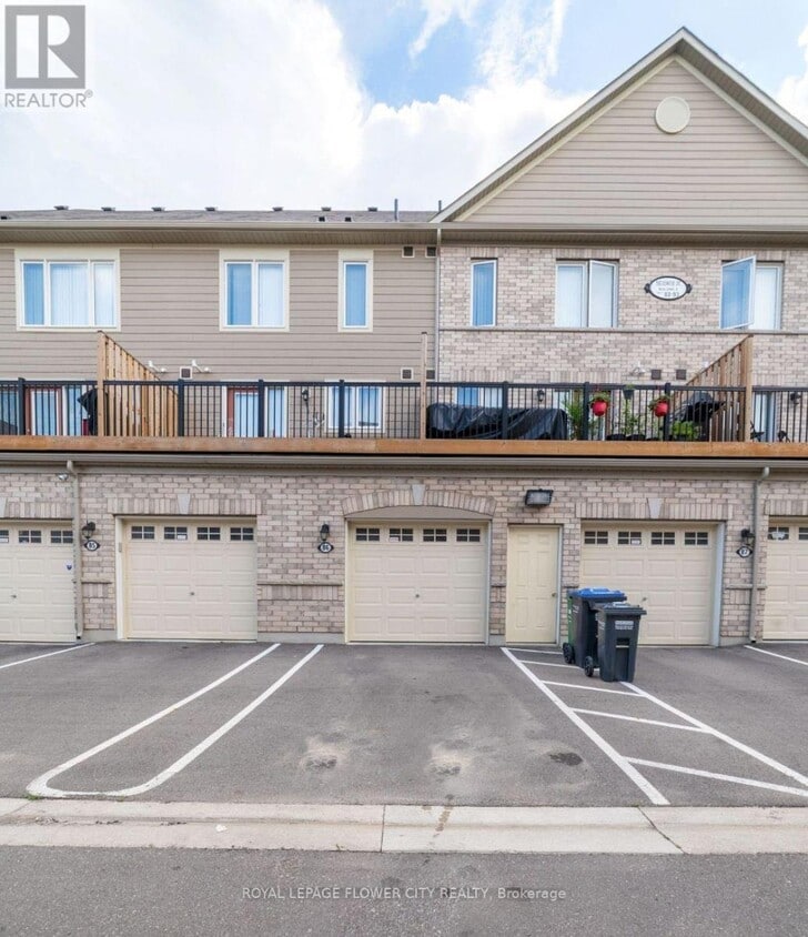 Photo principale - 1-81 Beckenrose Ct