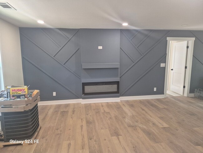 Photo - 120 N Williams St House