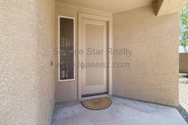 Foto del edificio - 4425 E Smokehouse Trail