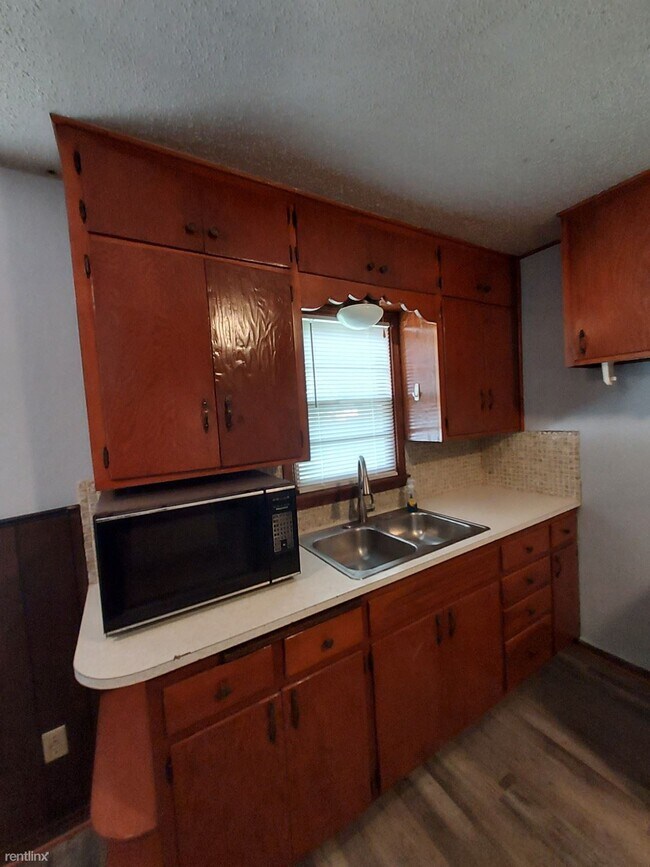 Foto del edificio - 3 br, 2 bath House - 2308 S Grove St