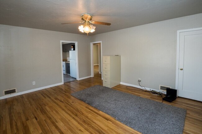 Building Photo - 291 Caveman Blvd