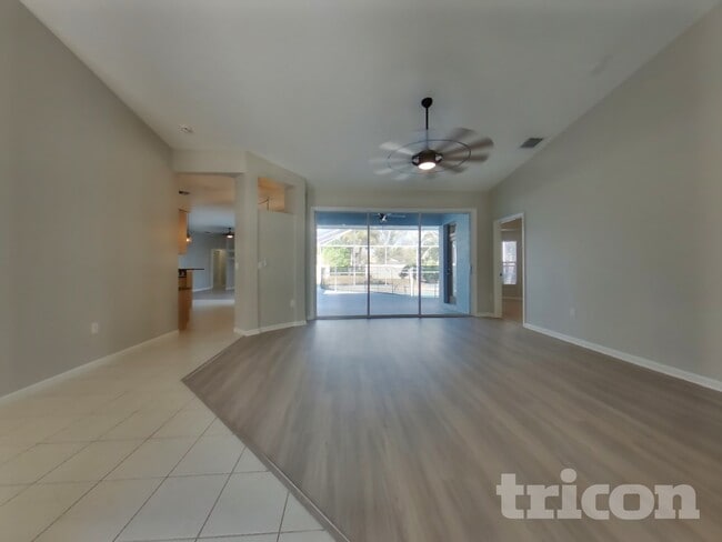 Building Photo - 4903 Cedar Oak Way