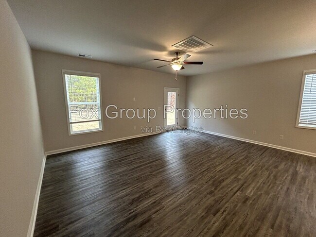 Building Photo - 8236 McCormick St