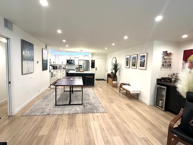 Open concept kitchen/dining/living room - 2318 Fox Hills Dr (Los Angeles, CA) Apartment