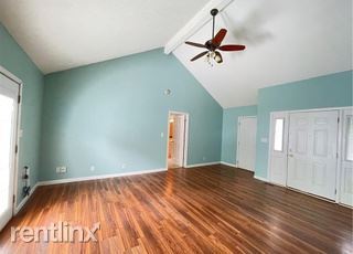 Building Photo - 2 br, 1.5 bath House - 4612 Vernon Ave