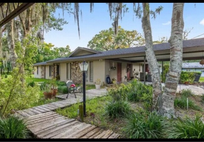 Foto del edificio - 4100 SW 86th Terrace