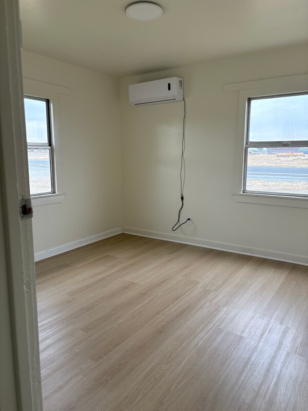 Foto del edificio - 15933 W Hanford Armona Rd