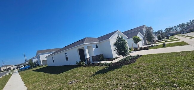 Building Photo - 677 Teviot Rd