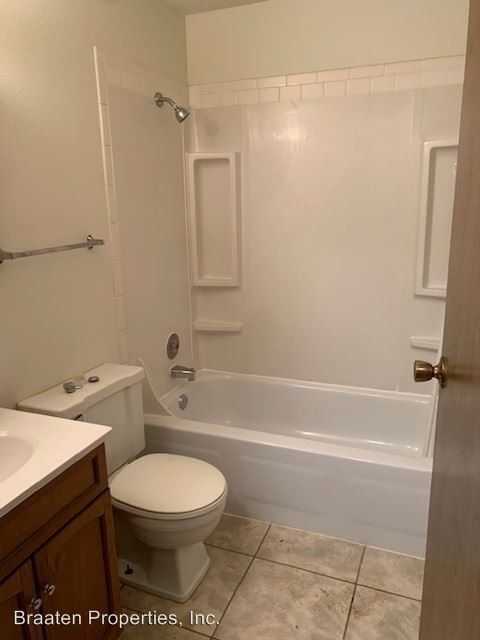 Foto principal - 619 1st Ave E